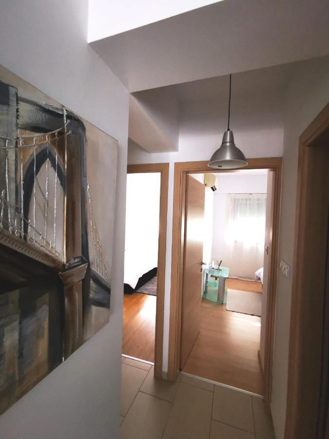 Amazing 2-Bedroom Apartment With Pool!! ลิมาซอล ภายนอก รูปภาพ